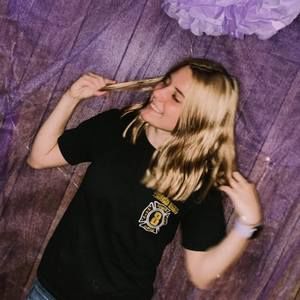 Meet your Posher, Emma